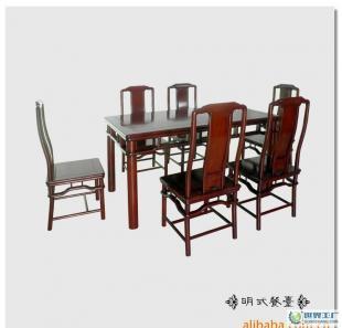 明式雅韻，紅檀生輝——探秘七件套紅木餐臺(tái)的藝術(shù)與價(jià)值